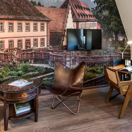 Wuerzburger Hof **** Отель Вюрцбург