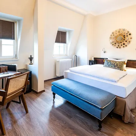 Hotel Wuerzburger Hof **** 4*