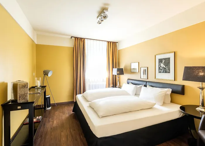 מלון Wuerzburger Hof **** 4*