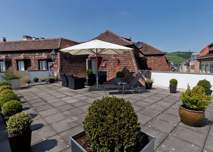 Wuerzburger Hof **** 4*