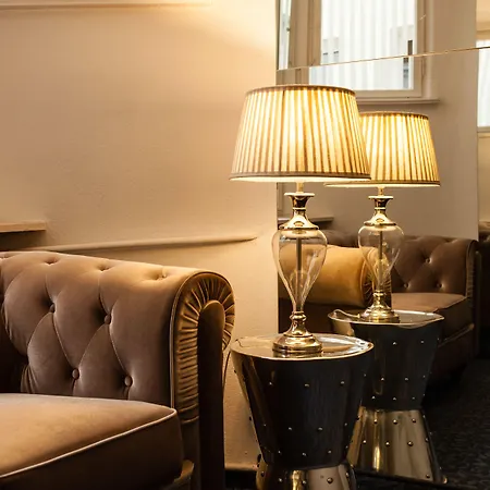Wuerzburger Hof **** Hotel 4*