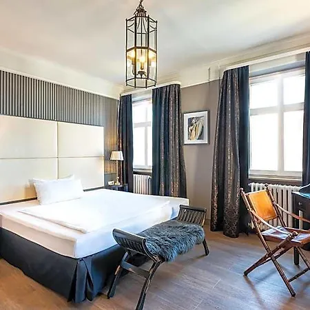 Wuerzburger Hof **** فندق 4*