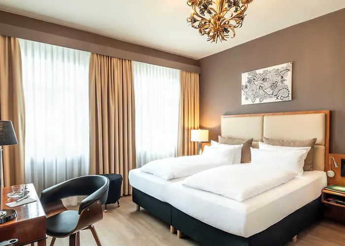 Wuerzburger Hof **** Hotel 4*