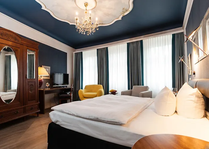 Wuerzburger Hof **** Hotel 4*