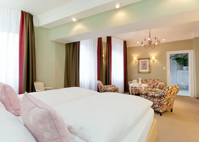 Wuerzburger Hof **** Hotel 4*