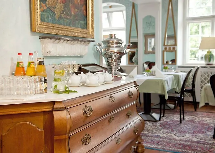 Wuerzburger Hof **** Hotel 4*